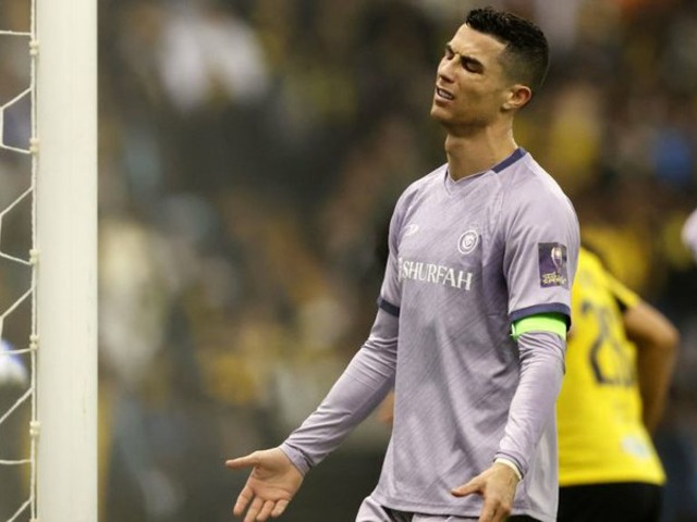 Cristiano Ronaldo de volta à Champions? Uefa cogita convidar Al-Nassr