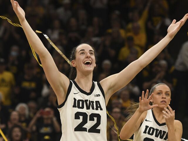 Angel Reese taunted Iowa's Caitlin Clark and exposed an NCAA double  standard - Vox