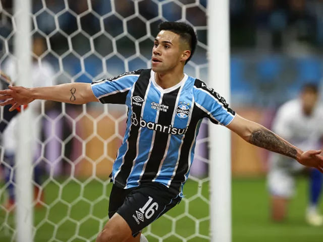 https://timnews.com.br/system/images/photos/16364915/original/gremio?1728128100