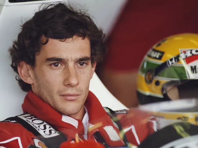 https://timnews.com.br/system/images/photos/16385058/original/senna?1730299949