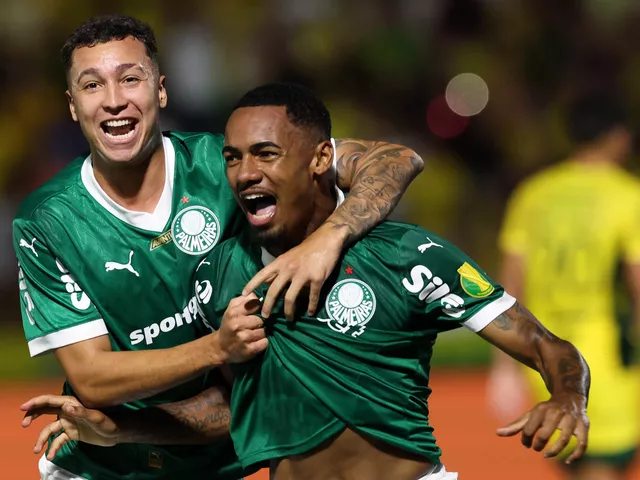 https://timnews.com.br/system/images/photos/16470123/original/23022025_cg_palmeiras_gol_3105_17?1740399424