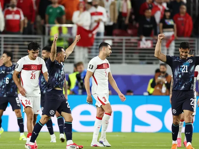 https://timnews.com.br/system/images/photos/16757308/original/Turkiye-v-Paraguay-Group-D-FIFA-World-Cup-2026?1781974995