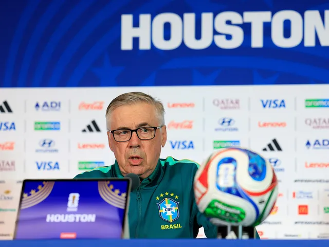 https://timnews.com.br/system/images/photos/16762358/original/coletiva_carlo_ancelotti_28062026_high_versao_mais_recente_5470bfa112?1782730153