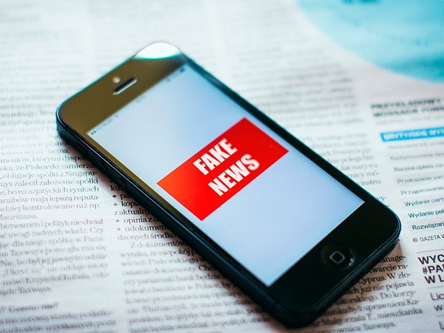 WhatsApp, Facebook e redes sociais serão investigadas por fake news